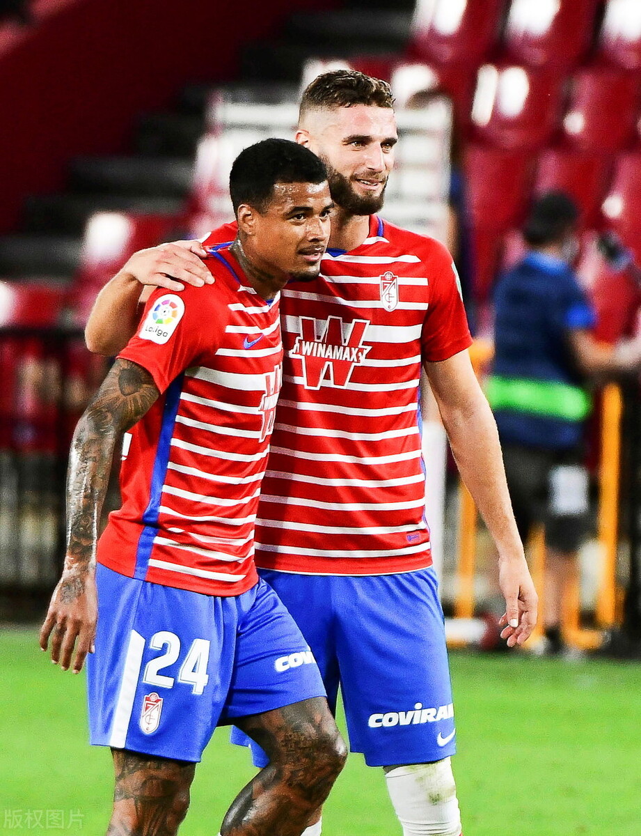 今晨马赛调整名单以备欧篮联清晨罗马备战西甲，网友：今晨密尔沃基雄鹿调整名单以备欧联的简单介绍